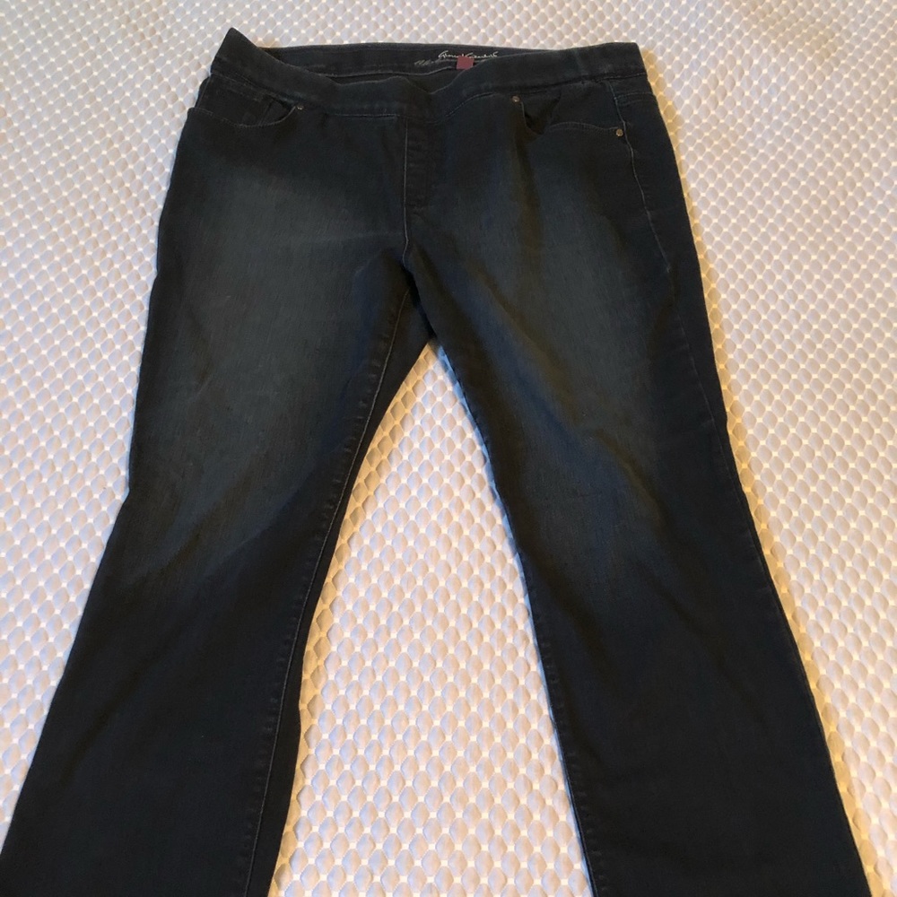 Jeans ,pull on.
